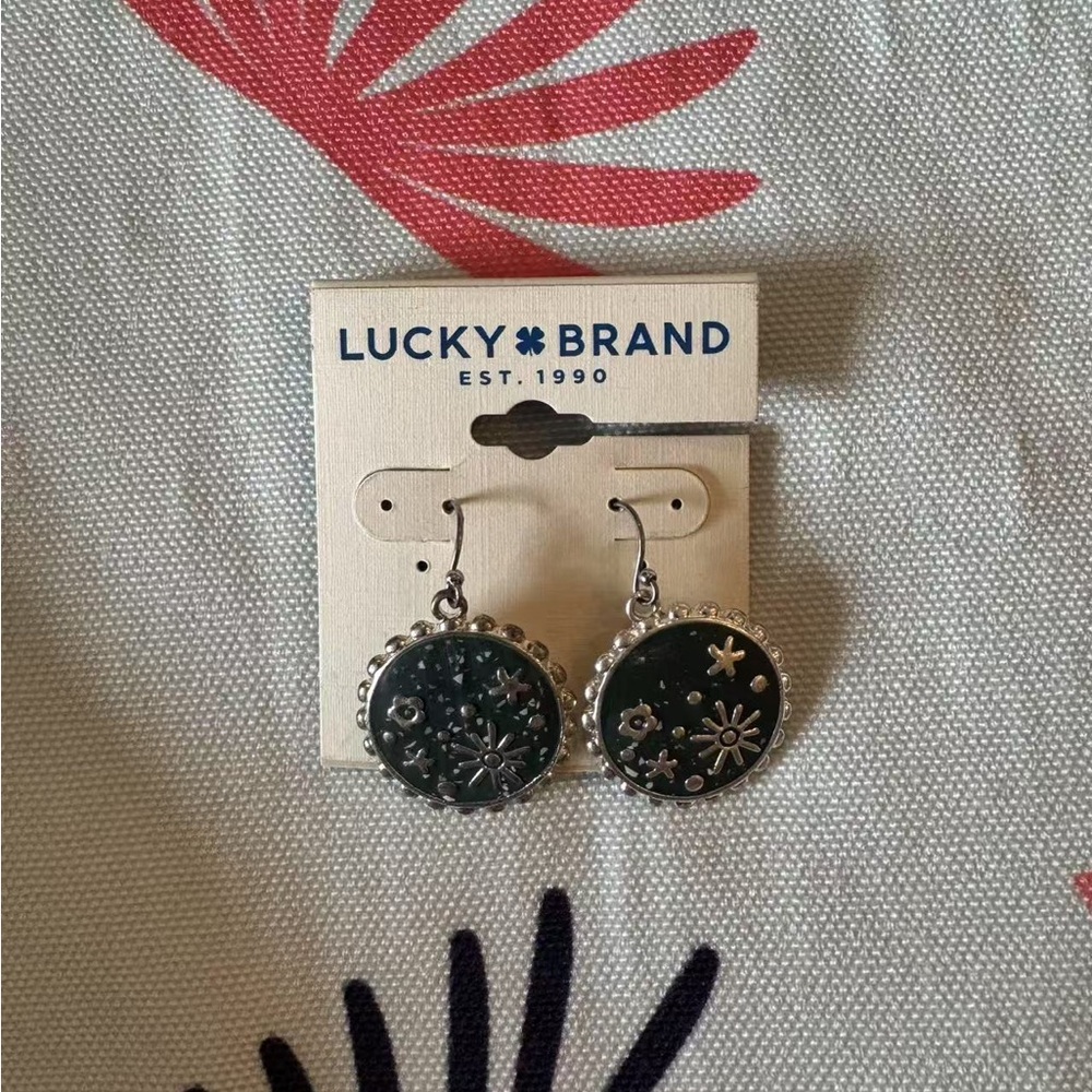 Brand new Lucky Brand Flower Green Round Earrings
